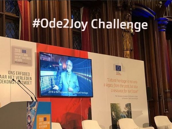 Maestro Plácido Domingo, Presidente da Europa Nostra, anunciou o # Ode2Joy Challenge no lançamento belga do Ano Europeu do Património Cultural. [foto: Europa Nostra]