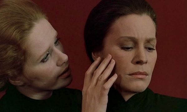 Lágrimas e Suspiros, com Liv Ullmann e Ingrid Thulin